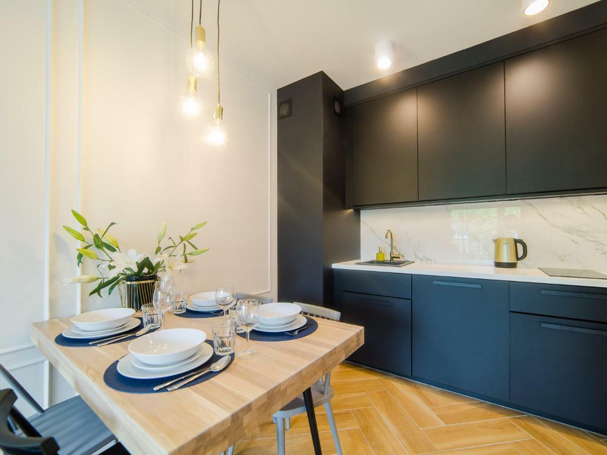 Apartament Dwie Sosny Sunnyway ウストロニエ・モルスキエ エクステリア 写真