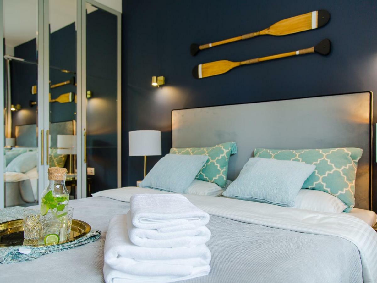 Apartament Dwie Sosny Sunnyway ウストロニエ・モルスキエ エクステリア 写真