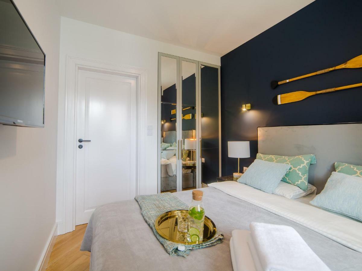 Apartament Dwie Sosny Sunnyway ウストロニエ・モルスキエ エクステリア 写真